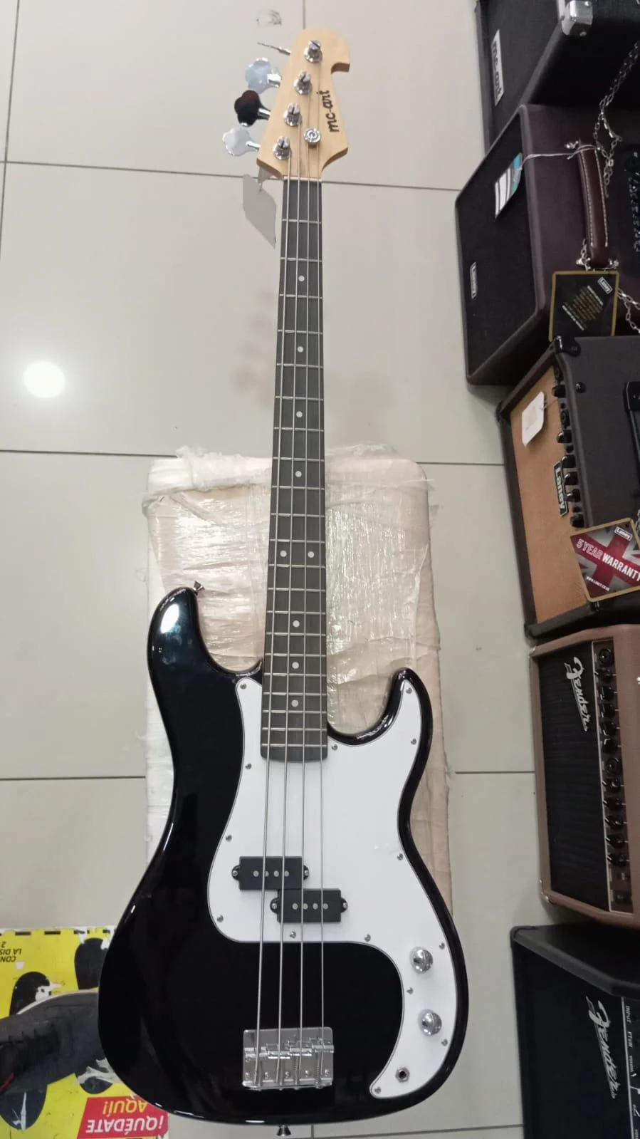 Bajo Electrico Mc-Art E82-B Negro