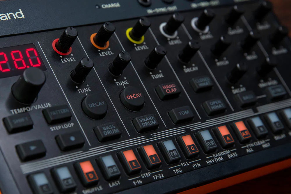 Caja De Ritmos Roland T-8 - Image 5