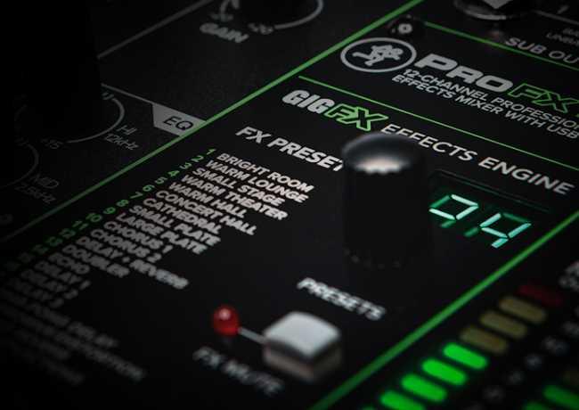Mezclador Mackie Profx6 V3 - Image 2